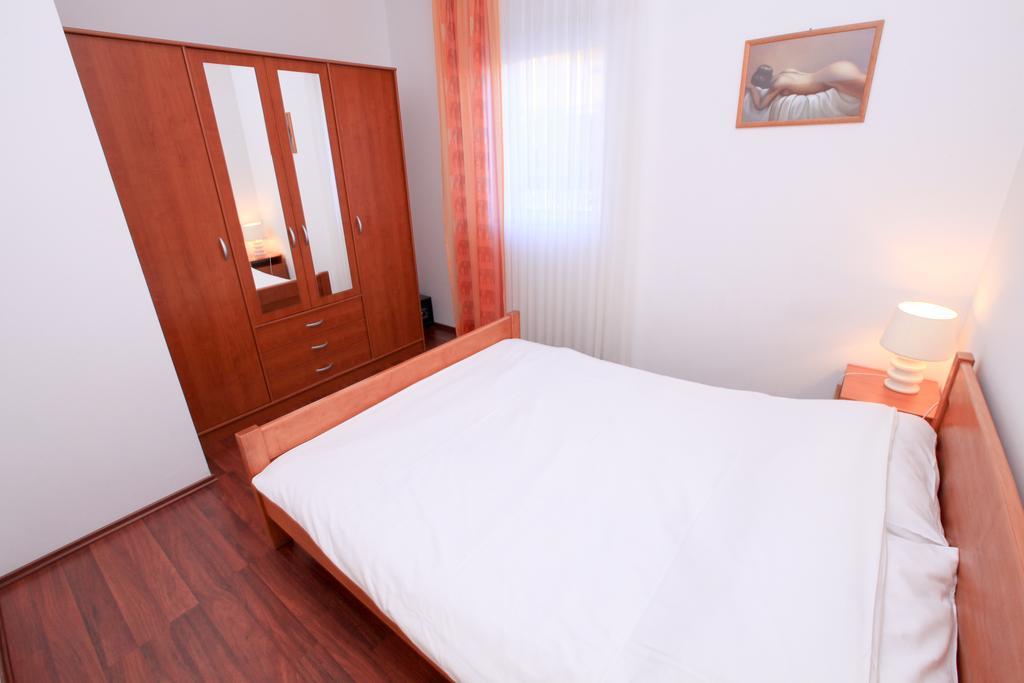 Apartments Miroslav Povljana Zewnętrze zdjęcie