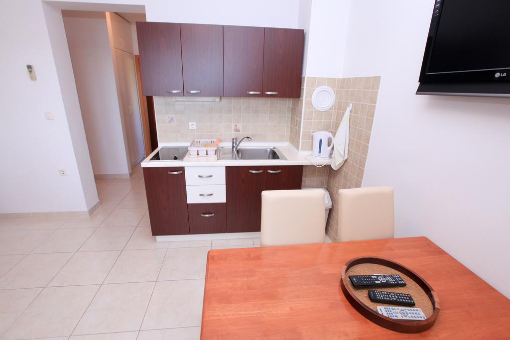 Apartments Miroslav Povljana Zewnętrze zdjęcie