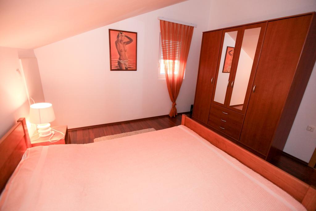 Apartments Miroslav Povljana Zewnętrze zdjęcie