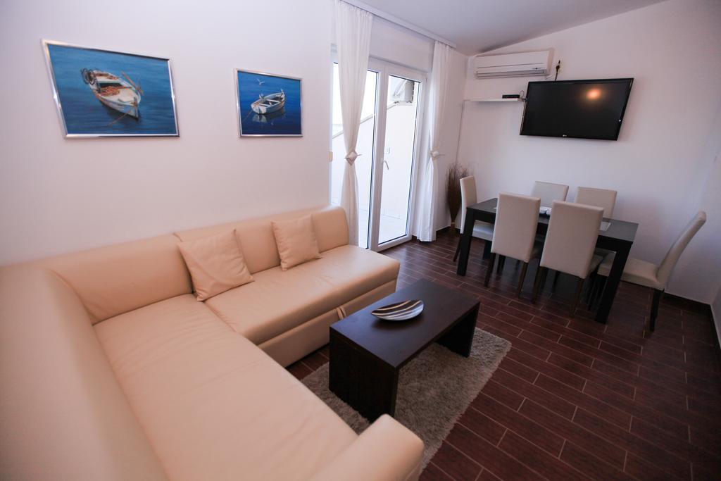 Apartments Miroslav Povljana Zewnętrze zdjęcie