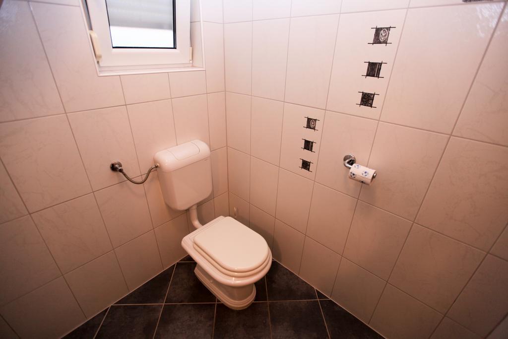 Apartments Miroslav Povljana Zewnętrze zdjęcie
