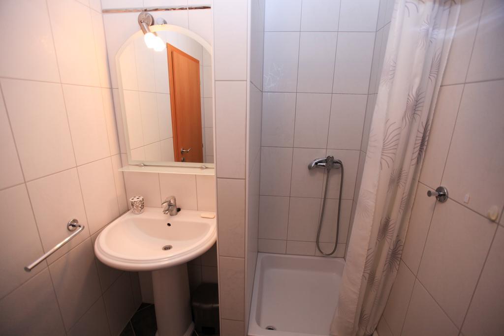 Apartments Miroslav Povljana Zewnętrze zdjęcie